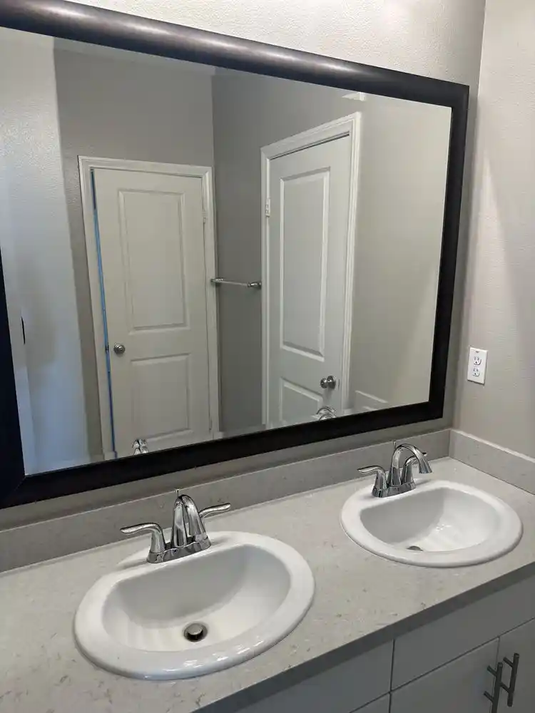Bathroom Cleaning in Thousand Oaks, CA
